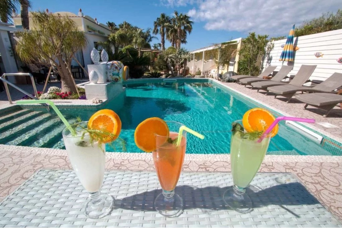Vacanza Ottobre a Forio: relax e massaggi al Park Hotel La Villa Resort Ischia 4 stelle